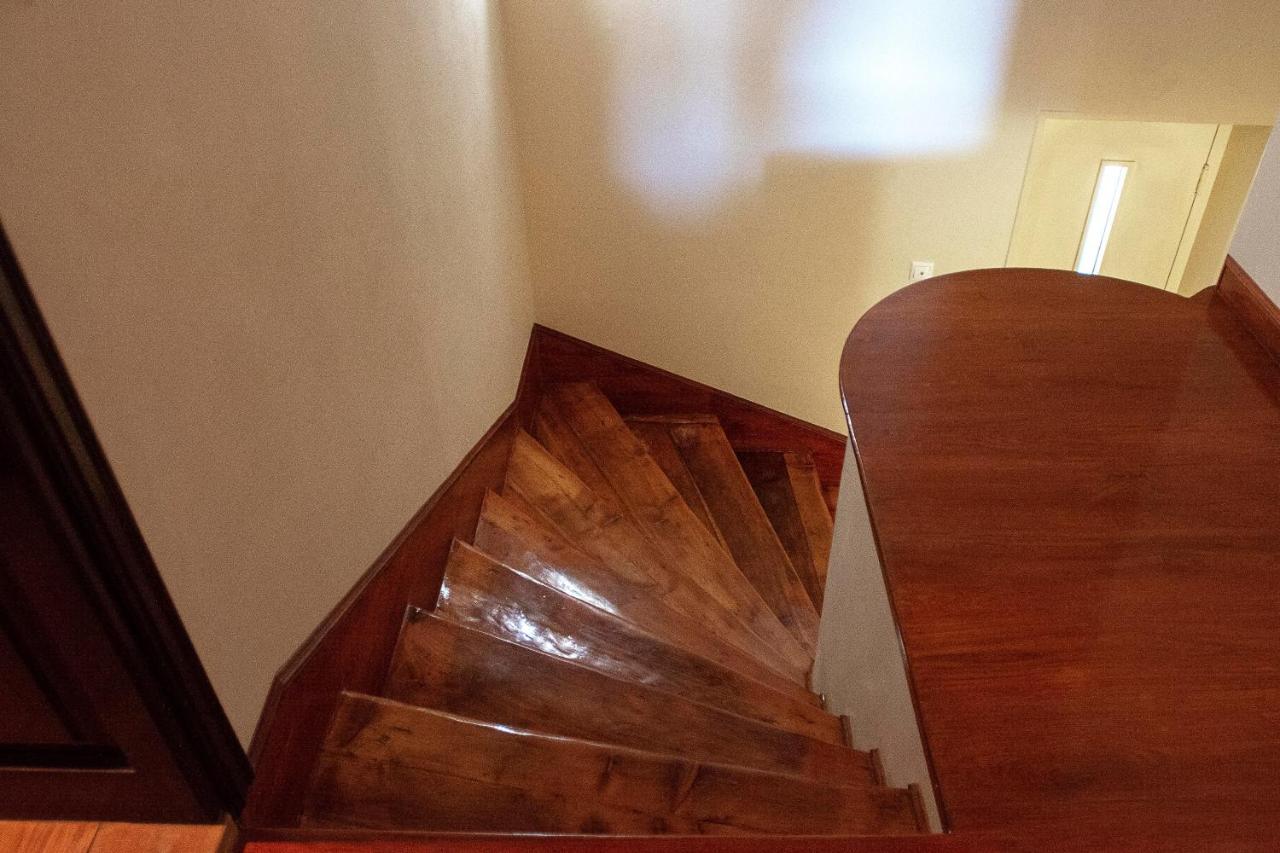 Stella'S Attic In Spianada - Old Town Apartment Corfu  Bagian luar foto