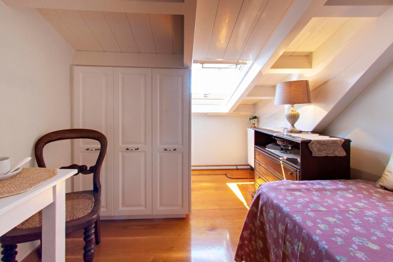 Stella'S Attic In Spianada - Old Town Apartment Corfu  Bagian luar foto