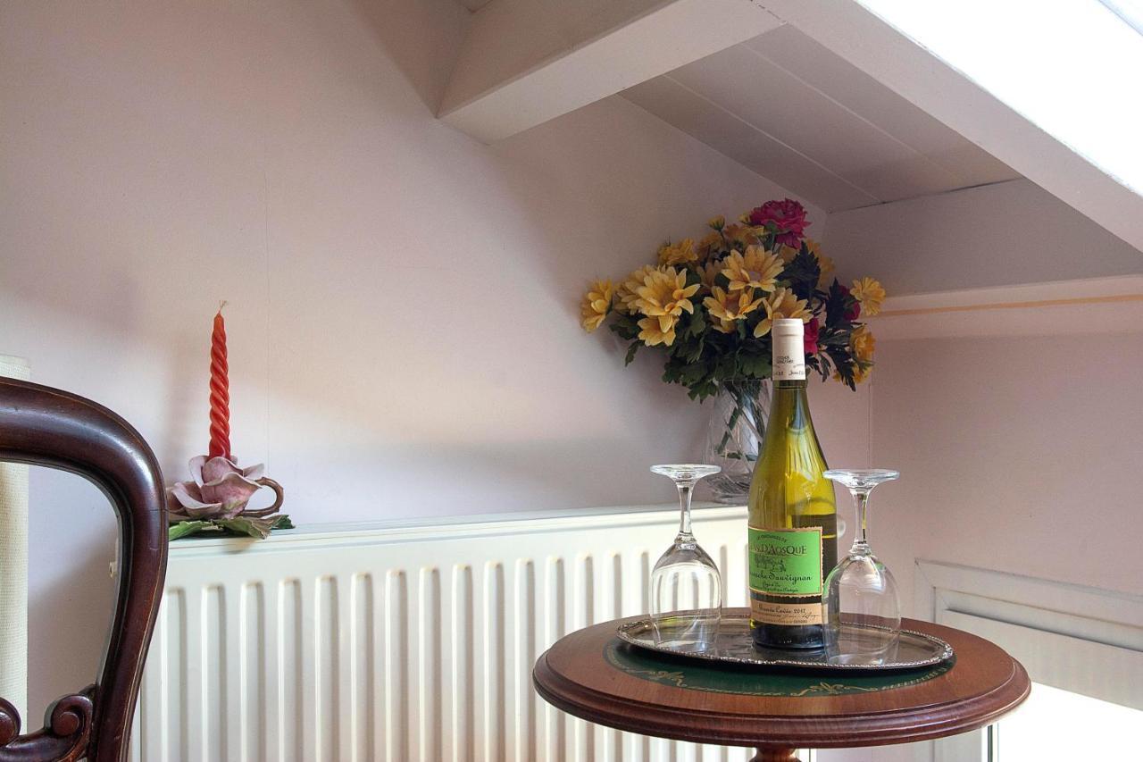 Stella'S Attic In Spianada - Old Town Apartment Corfu  Bagian luar foto