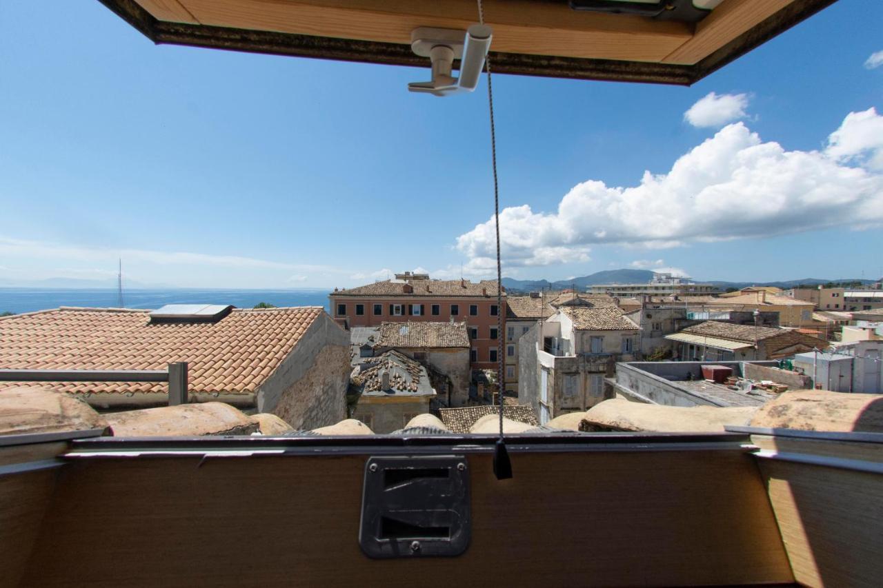 Stella'S Attic In Spianada - Old Town Apartment Corfu  Bagian luar foto